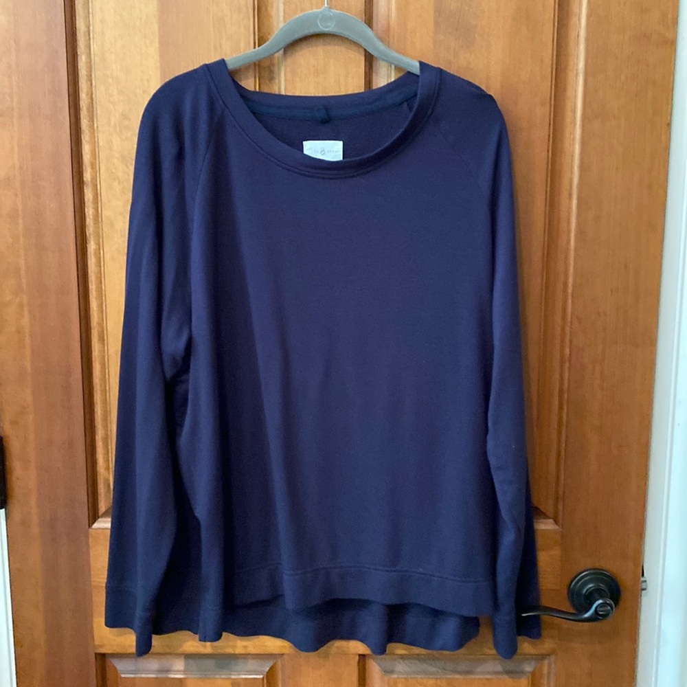 Lou & Grey Signature Soft Sweatshirt-Navy